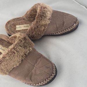 Women's Slippers
